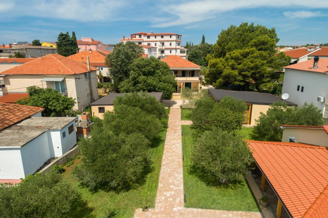 Apartmani Mara Пакоштане Экстерьер фото