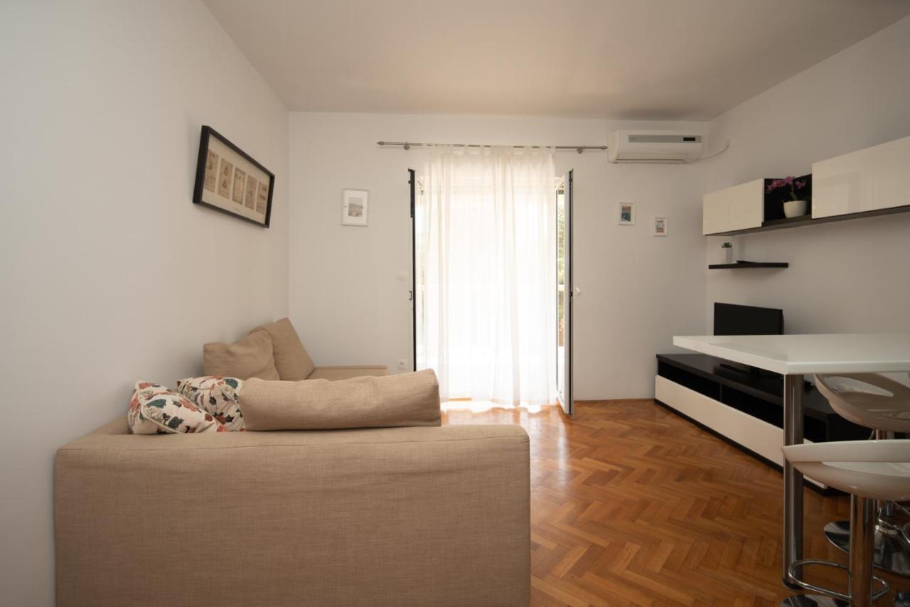 Apartmani Mara Пакоштане Экстерьер фото