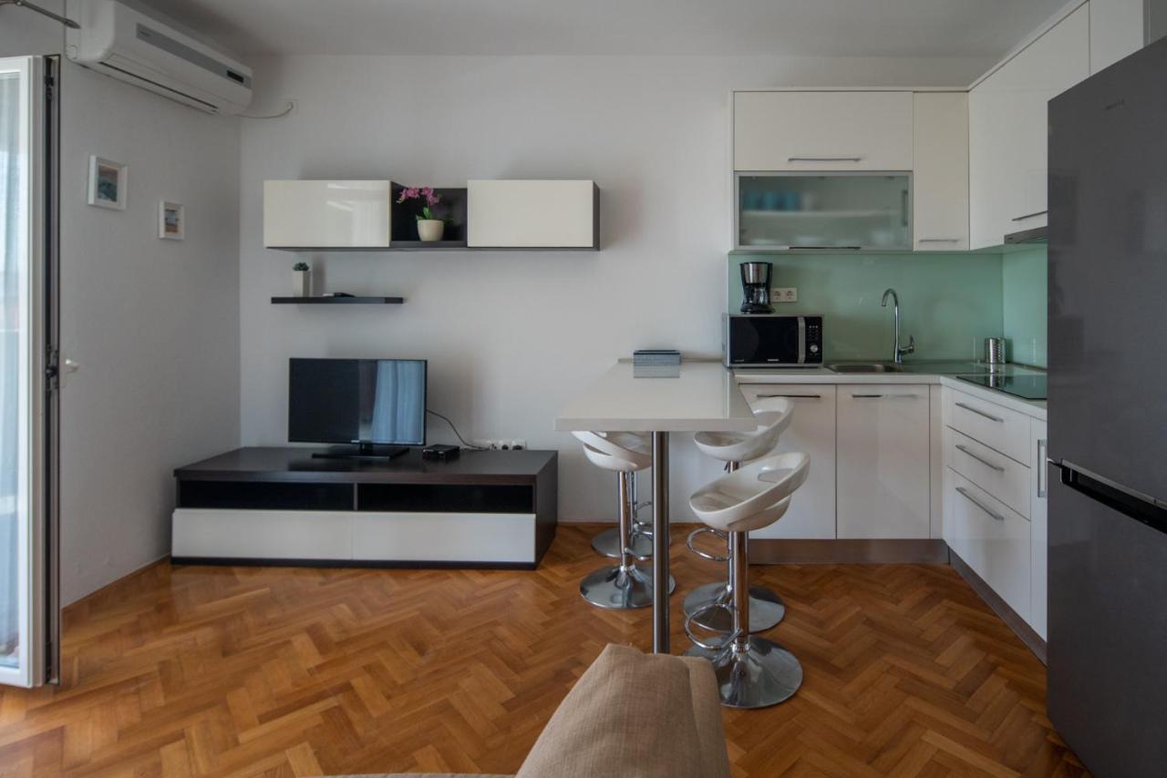 Apartmani Mara Пакоштане Экстерьер фото