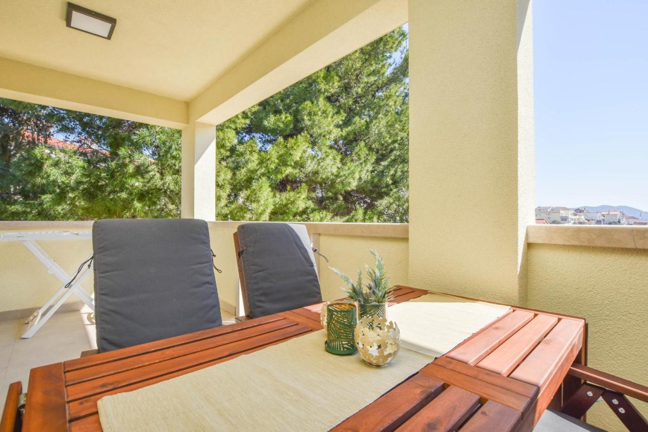 Apartmani Mara Пакоштане Экстерьер фото